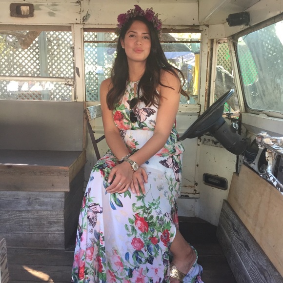 FATE. Dresses & Skirts - ✨SALE✨ Floral Print Maxi Dress